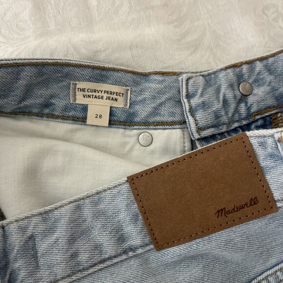 Madewell Women's The Curvy Perfect Vintage Jean Size 28 Relaxed EUC - Picture 9 of 11